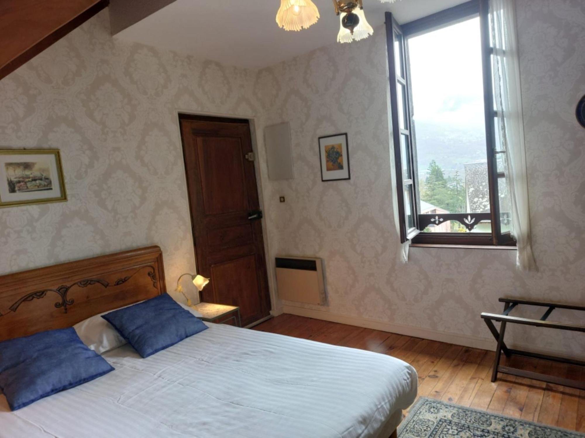 Dolwin Bed & Breakfast Argeles-Gazost ภายนอก รูปภาพ