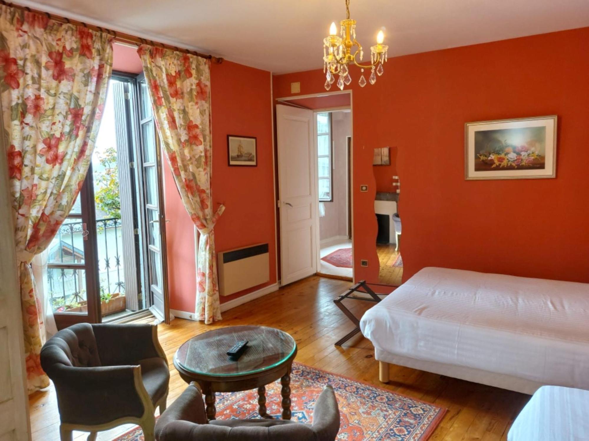Dolwin Bed & Breakfast Argeles-Gazost ภายนอก รูปภาพ
